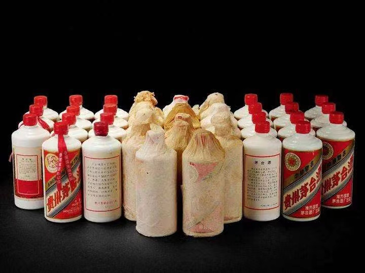 桥头镇老酒回收上门哪里回收(附近上门回收茅台酒）?